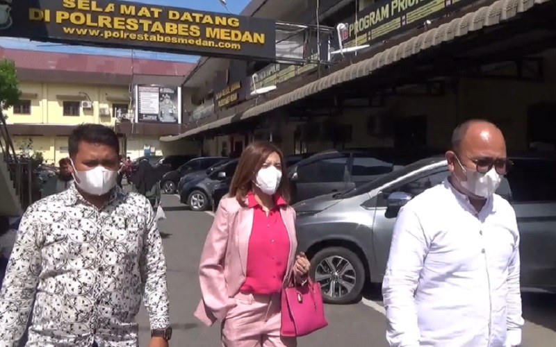 Selebgram Cantik asal Medan Diduga Jadi Korban Pelecehan saat Nongkrong di Kafe  