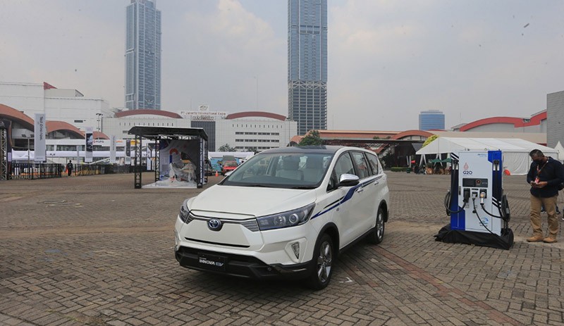 Penampakan Toyota Kijang Innova Listrik, Dipamerkan hingga 10 April - Bagian 2