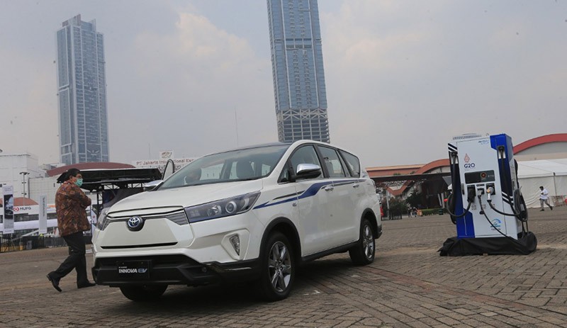 Penampakan Toyota Kijang Innova Listrik, Dipamerkan hingga 10 April - Bagian 1