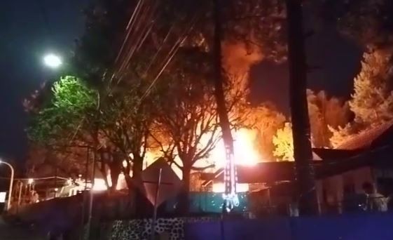 Asrama Polres Mamasa Terbakar, 7 Rumah Dinas Perwira Hangus