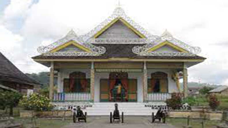 Tragedi Runtuhnya Kesultanan Bulungan, Istana Dijarah dan Dibakar Habis