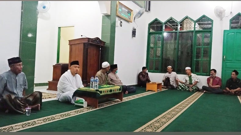 MUI Bolehkan Aktivitas Ibadah Libatkan Orang Banyak, Ini Panduannya