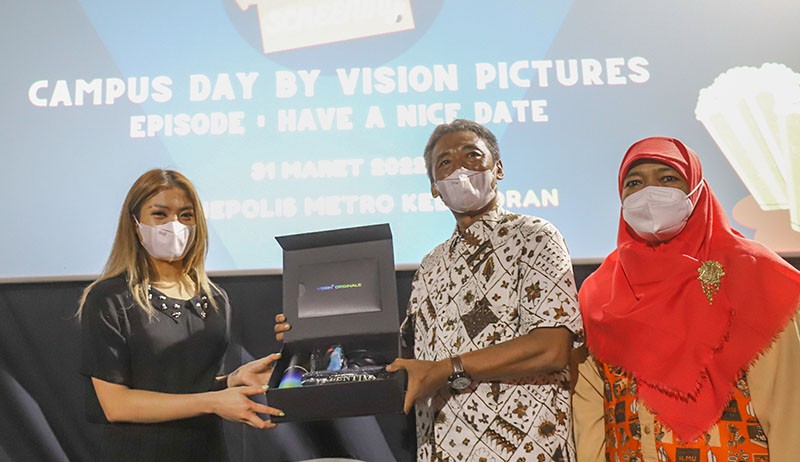 Campus Day - Vision Pictures Roadshow Promosi: Series Have a Nice Date - Bagian 2