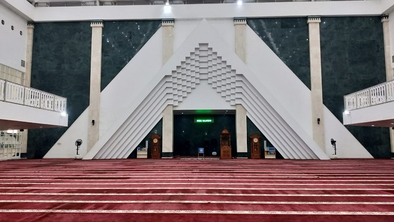 Masjid Raya KH Hasyim Asy'ari Jakbar Bisa Tampung 2.500 Jemaah Tarawih Malam ini