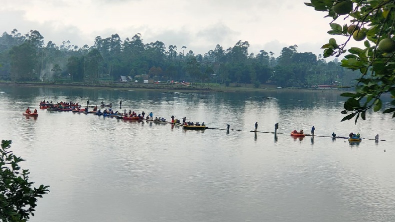 Tim SAR Gabungan Tebar Jaring Cari Korban Tenggelam di Situ Cileunca Pangalengan Bandung