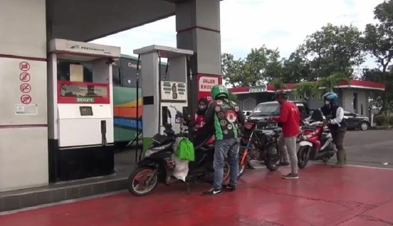 Pertalite di Pantura Subang Langka, Warga Terpaksa Ngisi Motor Pakai Pertamax