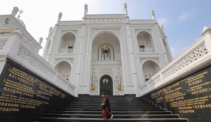Pesona Masjid Ramlie Musofa, Taj Mahal di Jakarta Utara Ada Ukiran China dan Arab - Bagian 1