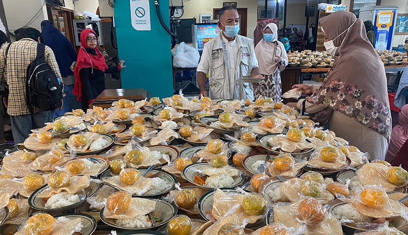 Masjid Jogokariyan Yogyakarta Siapkan 3.000 Porsi Takjil Gratis Setiap Hari - Bagian 1