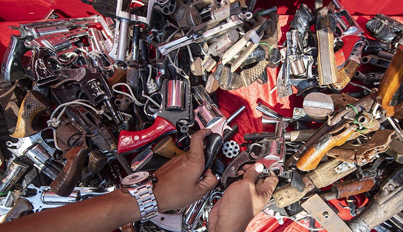 Polda Sumsel Musnahkan Ratusan Pucuk Senjata Api Rakitan - Bagian 1