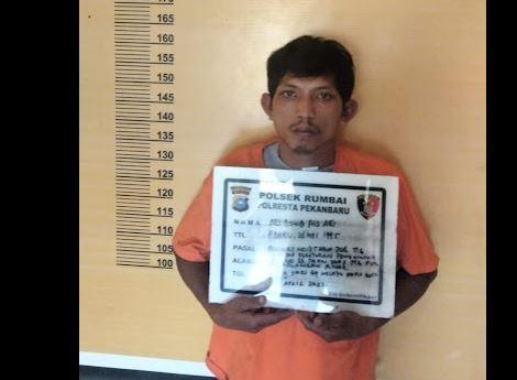 Dengar Bisikan Gaib, Ayah di Pekanbaru Tega Sayat Leher Anak dengan Sabit