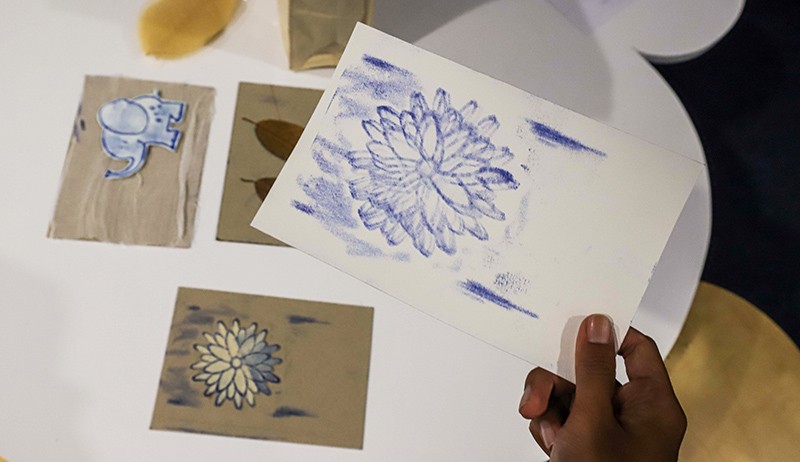 Pameran Seni Grafis Bertajuk 'Kembara Biru' Gunakan Media Kertas Karbon - Bagian 3