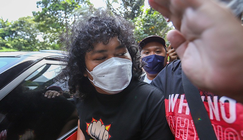 Momen Komika Marshel Diperiksa karena Membeli Konten Pornografi Dea OnlyFans - Bagian 2