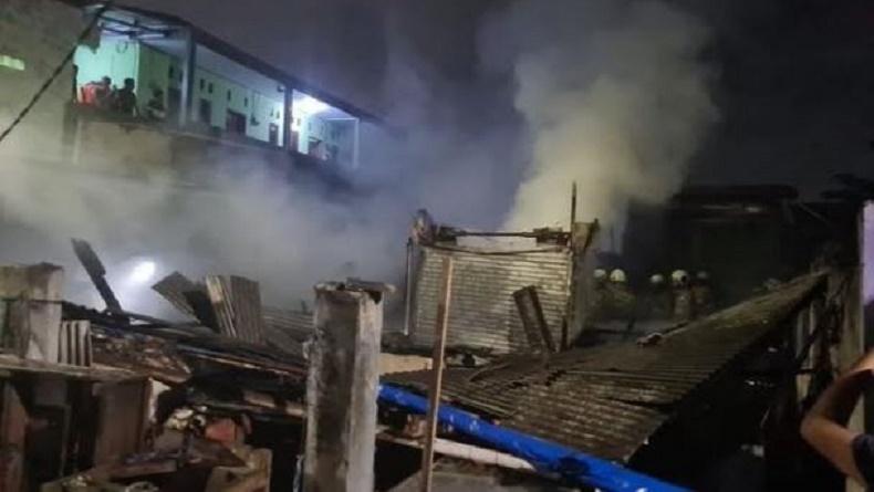 16 Kios dan 6 Ruko di Cakung Terbakar, Diduga akibat Ledakan Petasan
