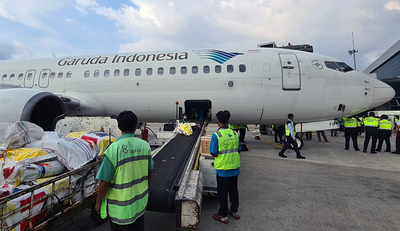 Jasa Ekspedisi Paket Kiriman Lewat Udara Meningkat - Bagian 2