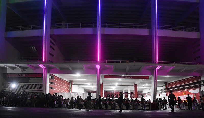 Vaksinasi Booster pada Malam Hari di GBK hingga H-7 Lebaran - Bagian 2