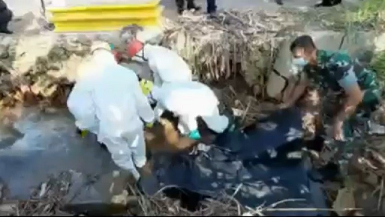 Tuban Gempar, Kakek Ditemukan Tewas di Bawah Jembatan Sungai