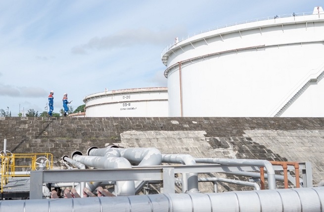 Pertamina Ekspor 992.000 Barel BBM Kapal Rendah Belerang