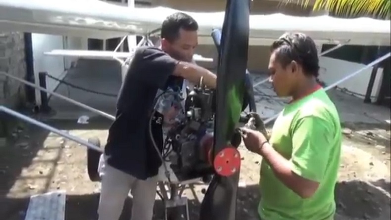 Warga Sukaluyu Cianjur Lulusan SD Berhasil Buat Pesawat Terbang Ultralight dari Mesin Motor
