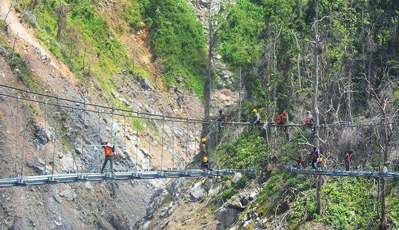 Jembatan Gantung Gladak Perak yang Rusak akibat Erupsi Gunung Semeru Kembali Dibangun