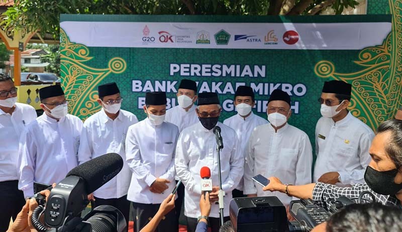 OJK Resmikan Bank Wakaf Mikro Astra di Banda Aceh - Bagian 3