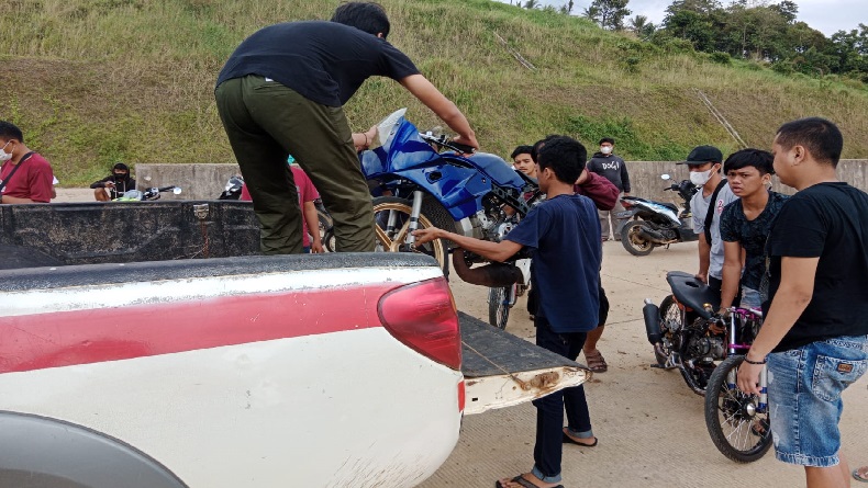 Puluhan ABG Balap Liar di Tol Bocimi Cicurug Sukabumi Ditangkap, 6 Motor Diamankan