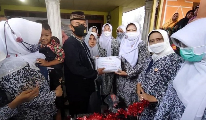 Takziah ke Rumah Sertu Eka, IBI Minta Pemerintah Beri Perlindungan Nakes di Daerah Konflik