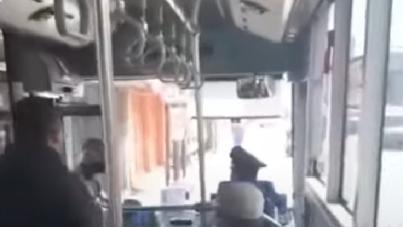 Viral Preman Ancam Sopir Bus TMP Berhenti Beroperasi, Pelaku: Berhenti! Kalau Gak, Gua Habisin! 