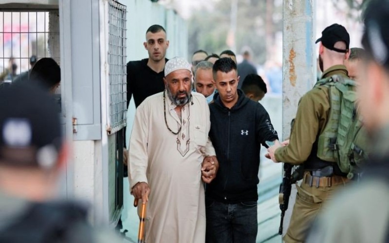 title Warga Palestina Padati Al Aqsa di Jumat Pertama Ramadan 2022, Ini Reaksi Pasukan Israel Warga Palestina Padati Al Aqsa di Jumat Pertama Ramadan 2022, Ini Reaksi Pasukan Israel
