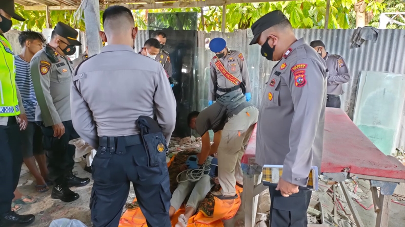 Ambil Gelas untuk Buat Kopi, Pria Ini malah Temukan Teman Gantung Diri