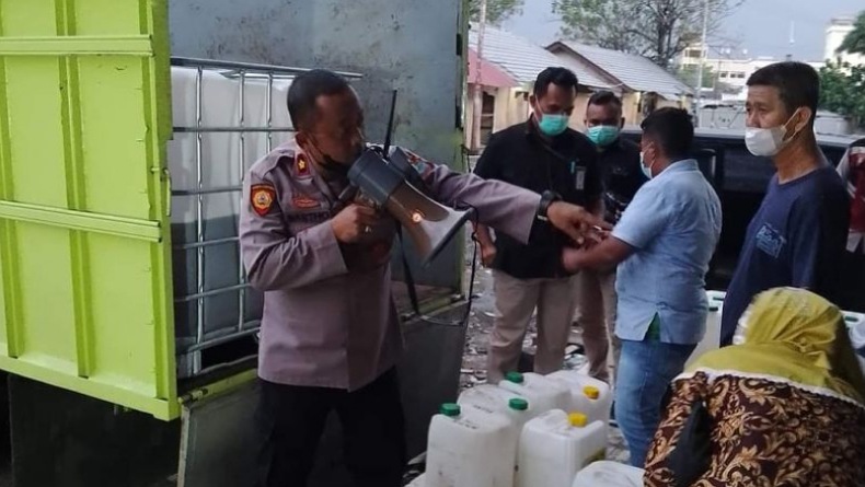 BSPJI Awasi Higienis Minyak Goreng Curah di Sulut saat Didistribusikan ke Pengecer