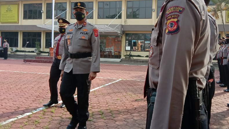 Amankan Unjuk Rasa Mahasiswa, Wakapolda Jabar: Anggota, Simpan Senjata Kalian di Rumah