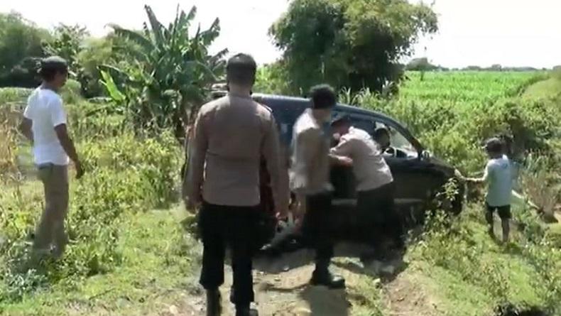 title Bikin Merinding, Cerita Pengemudi Mobil yang Tahu-Tahu Tersesat di Tengah Hutan Bikin Merinding, Cerita Pengemudi Mobil yang Tahu-Tahu Tersesat di Tengah Hutan
