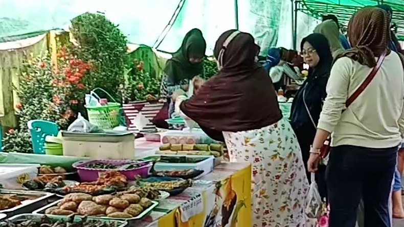 Jadwal Buka Puasa di Manado 11 April 2022