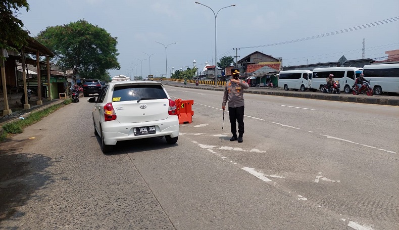 title Polres Karawang Survei Jalur Mudik, Masih Ada Jalan Gelap Tanpa PJU Polres Karawang Survei Jalur Mudik, Masih Ada Jalan Gelap Tanpa PJU