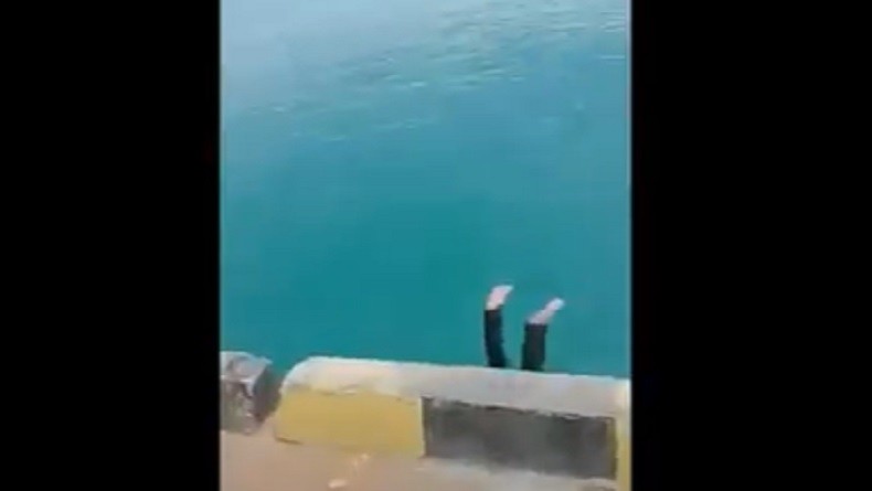 Detik-Detik Pria Dilempar ke Laut Terekam Video Amatir, Diawali Cekcok Mulut