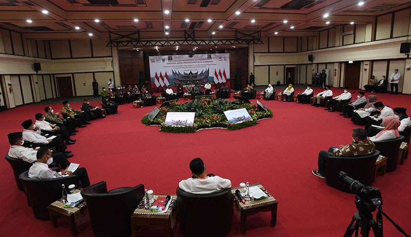 OJK Gelar Sarasehan Pengembangan Potensi Ekonomi dan Budaya Sumatera Barat - Bagian 4