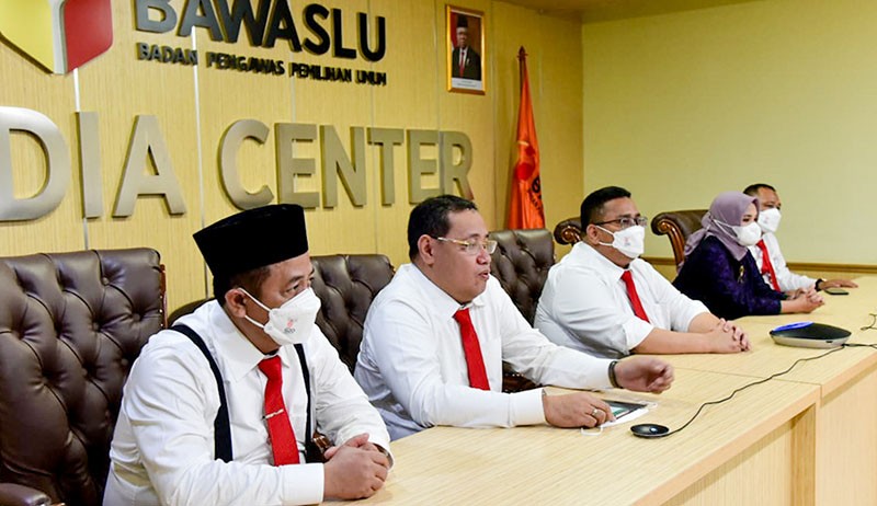 Rahmat Bagja Terpilih sebagai Ketua Bawaslu 2022-2027 - Bagian 3