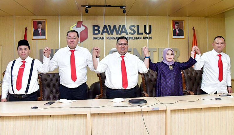Rahmat Bagja Terpilih sebagai Ketua Bawaslu 2022-2027 - Bagian 2
