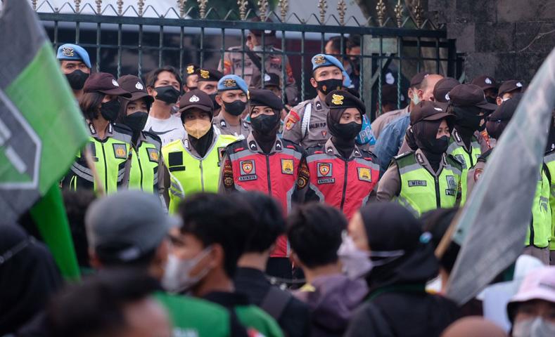 Demo 11 April di Jawa Tengah Kondusif, Kapolda Jateng Apresiasi Mahasiswa dan Personel