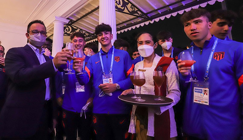 Momen Anies Baswedan Sambut Tim IYC 2021 di Balai Kota - Bagian 2