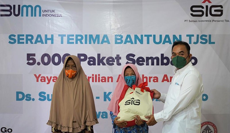 Ramadan Berbagi, SIG Salurkan 33.000 Paket Sembako di Jateng, Jatim dan Sulsel - Bagian 2