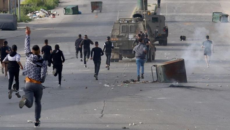 title Pria Palestina Tewas Ditembak di Dada oleh Tentara Israel Pria Palestina Tewas Ditembak di Dada oleh Tentara Israel