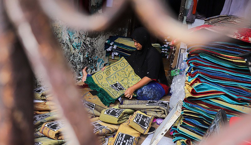 Jasa Sablon Sajadah Naik 50 Persen saat Bulan Ramadan - Bagian 4