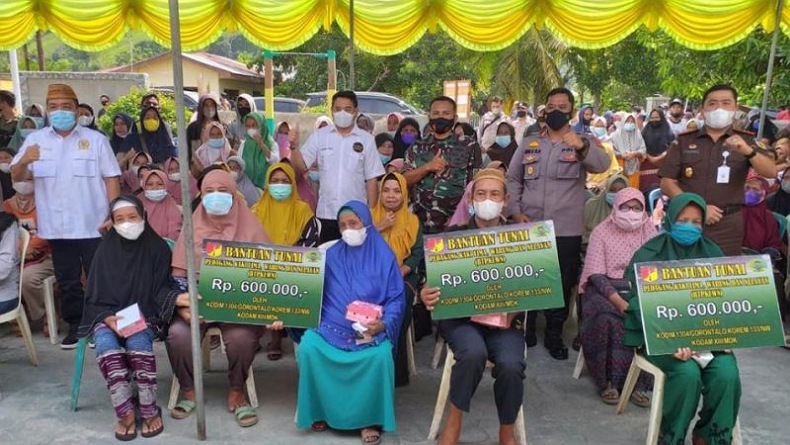 20.000 Warga Bone Bolango Terima Bantuan Tunai dari Pemerintah