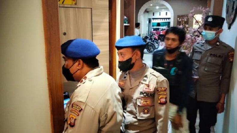Operasi Pekat di Ketapang, 4 Pasangan Muda-mudi Asyik Berduaan di Kamar Penginapan