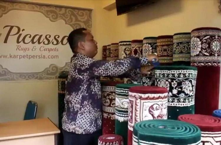 Berkah Bulan Puasa, Pedagang Karpet Masjid di Yogyakarta  Kebanjiran Order