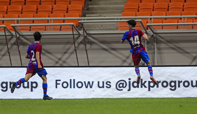 Barcelona U-18 vs Atletico Madrid U-18, Skor Akhir 2-0 - Bagian 1