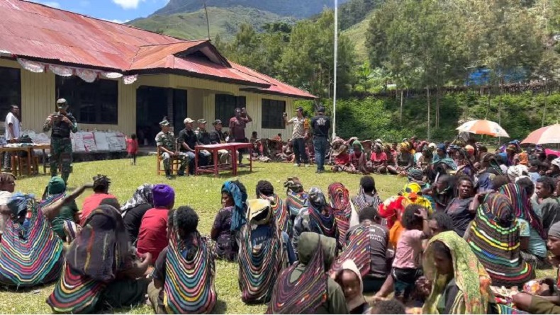 HUT Kopassus di Pedalaman Papua, Satgas Maleo Berbagi Kebahagiaan di Tingginambut