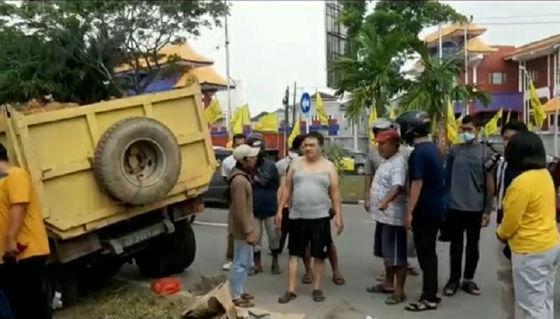Tabrakan Maut di Pontianak, 2 Pekerja Cuci Mobil Tewas Dihantam Truk 