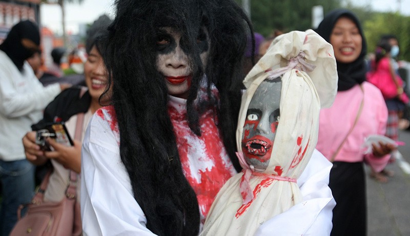 Penampakan Hantu Muncul di Jalan Pahlawan Bikin Heboh Warga Semarang - Bagian 4